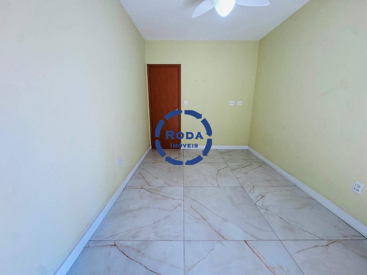 Apartamento à venda no Embaré: suite