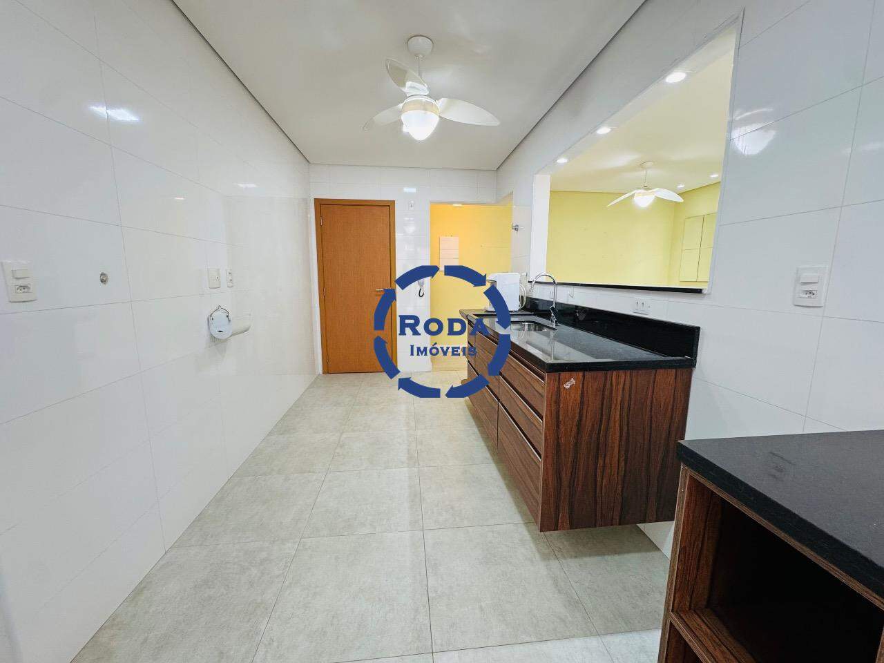 Apartamento à venda no Embaré: cozinha