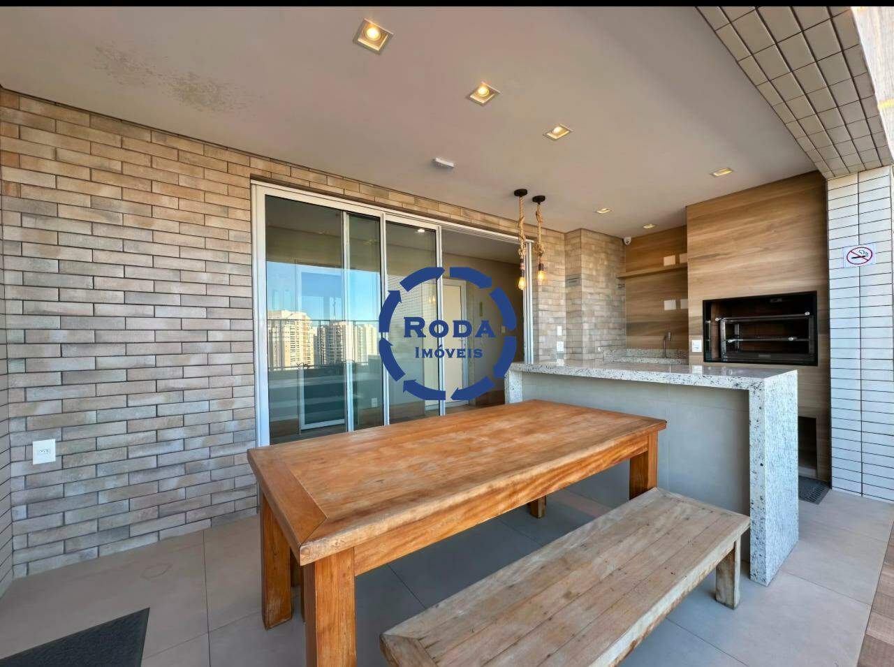 Apartamento à venda no Ponta da Praia: 