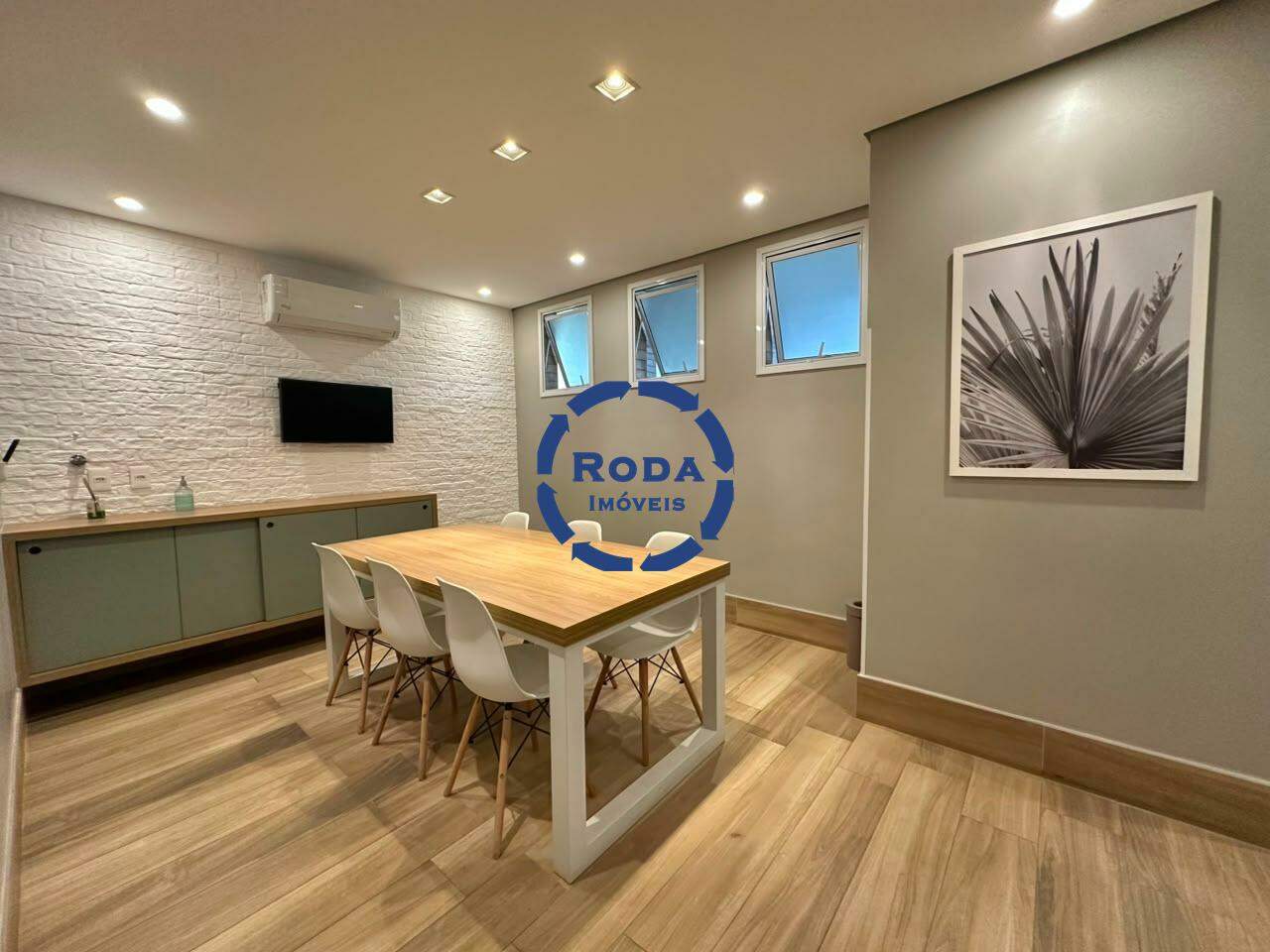 Apartamento à venda no Ponta da Praia: 