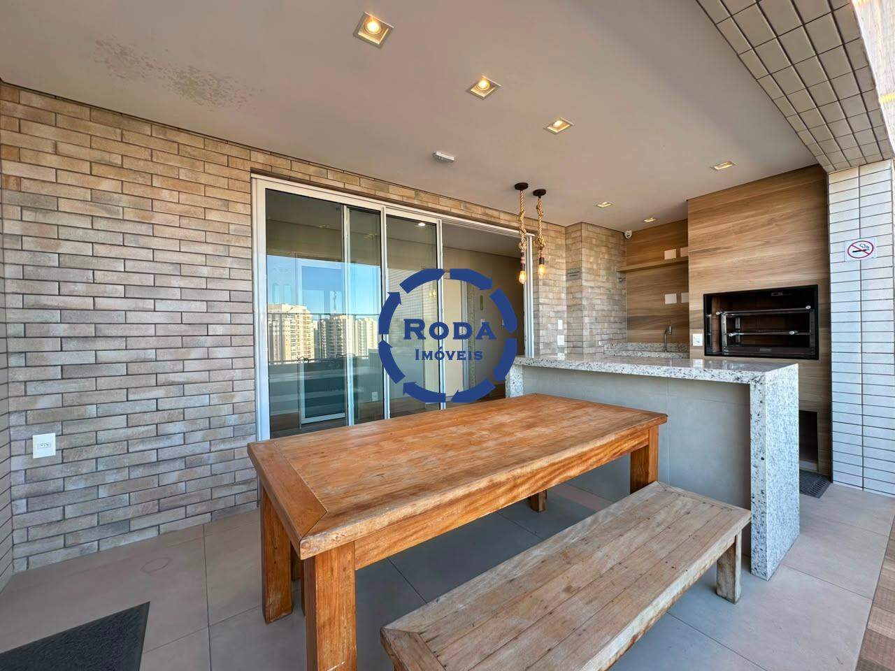Apartamento à venda no Ponta da Praia: 