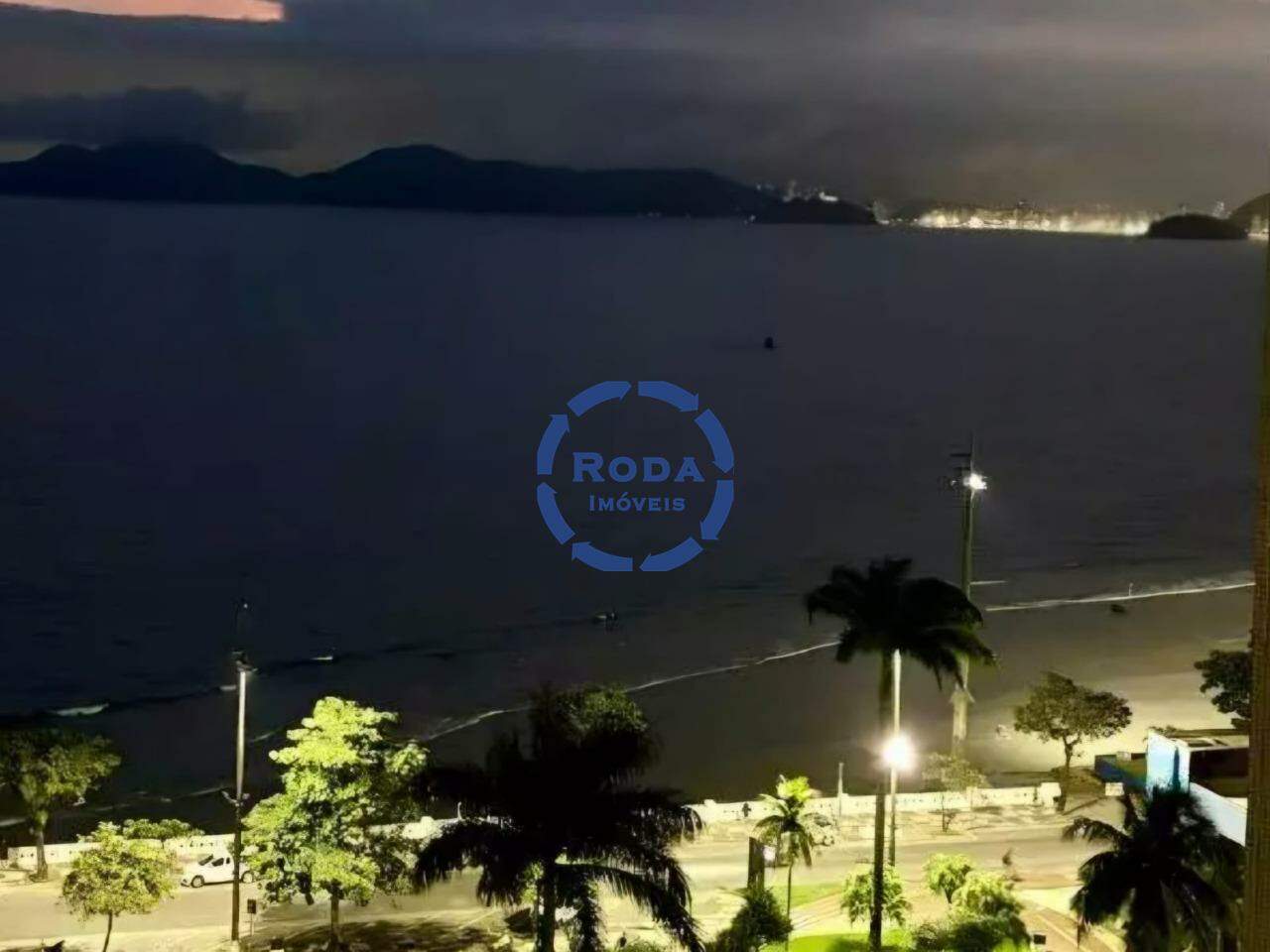 Apartamento à venda no Ponta da Praia: 