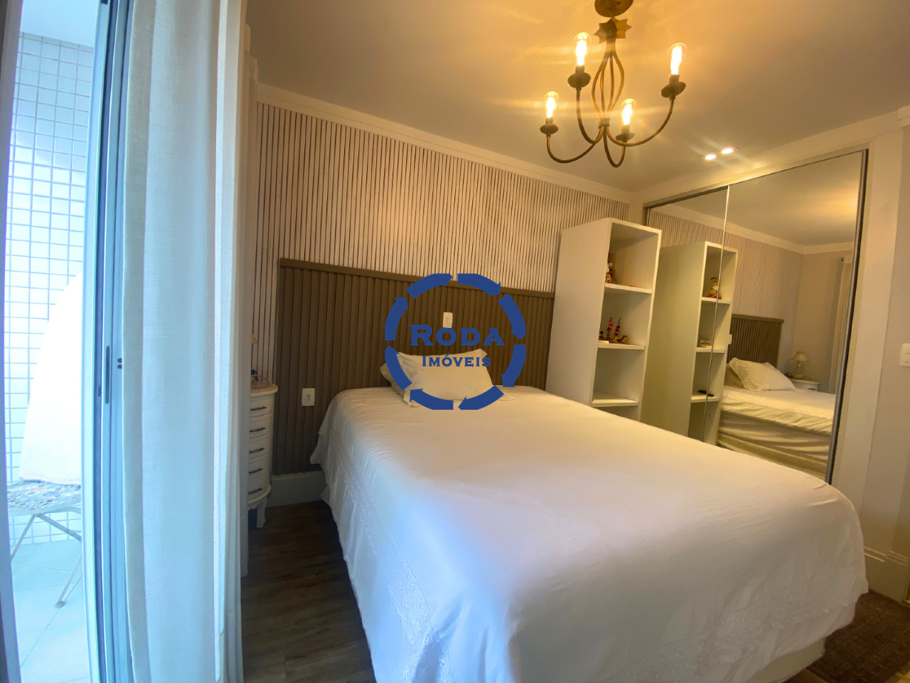 Apartamento à venda no Gonzaga: SUITE 1