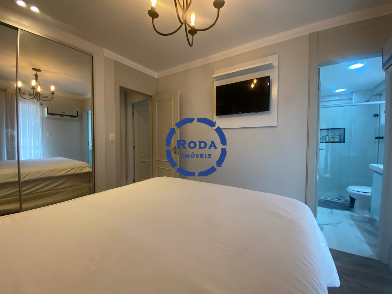 Apartamento à venda no Gonzaga: SUITE 1