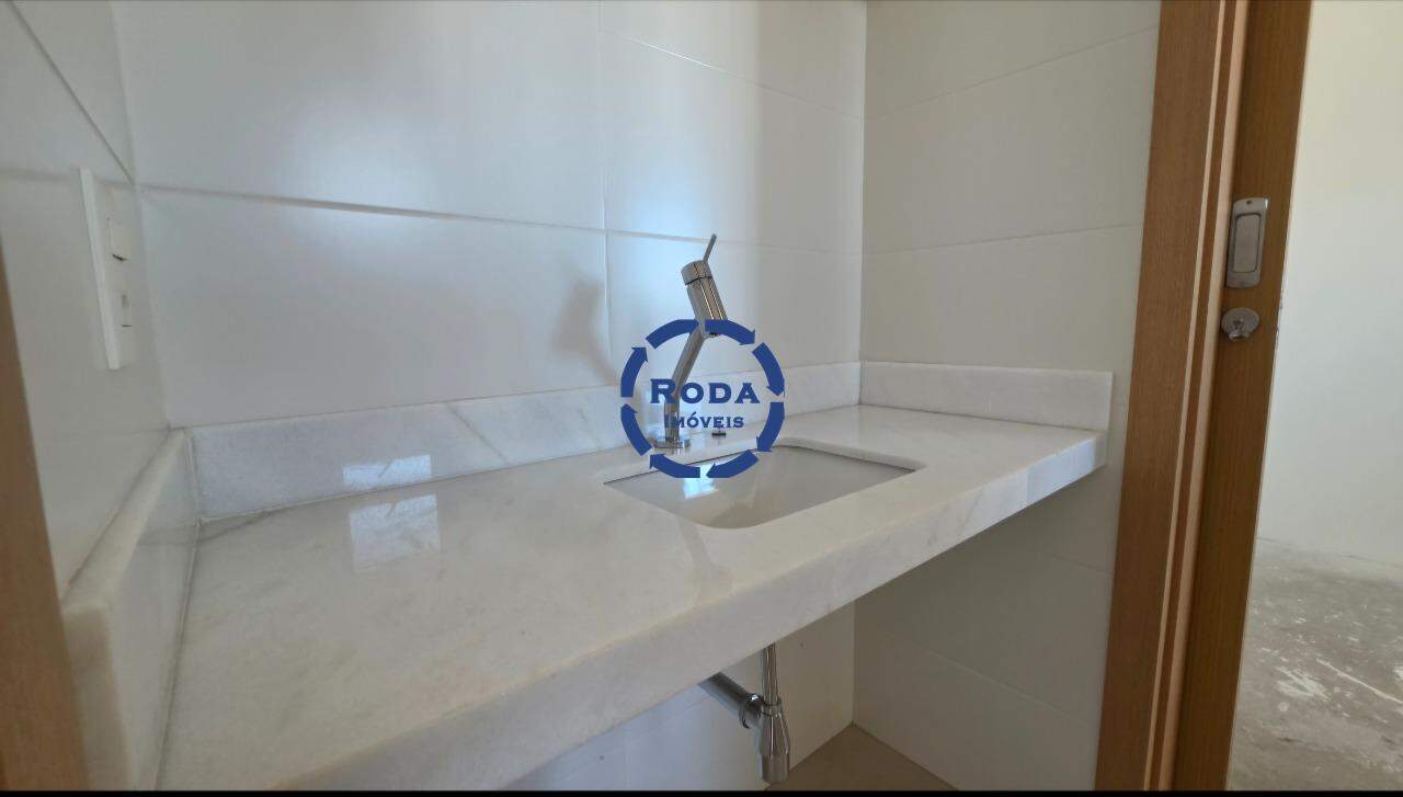 Apartamento à venda no Ponta da Praia: 