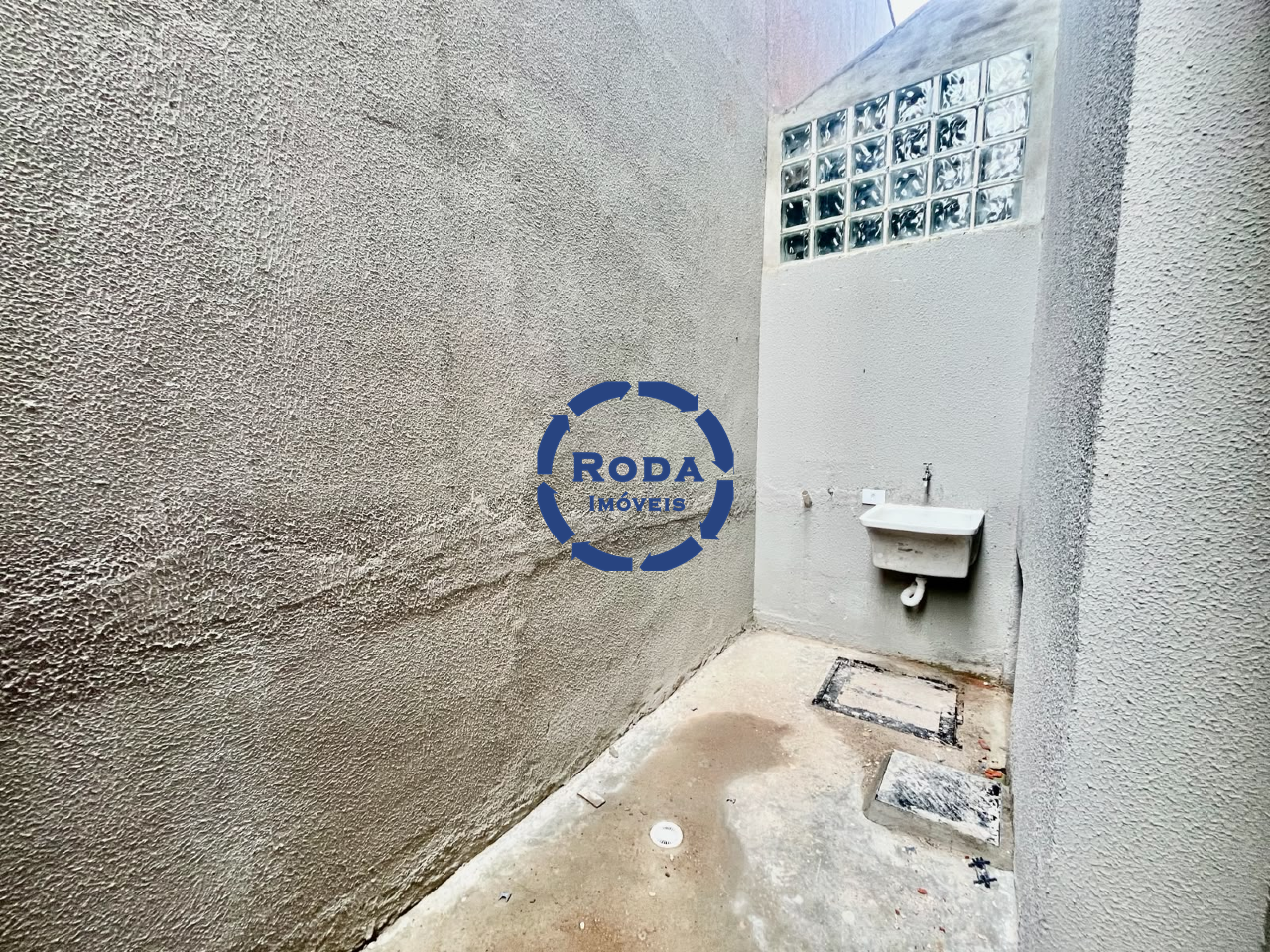 Casa de Condomínio à venda no Marapé: 