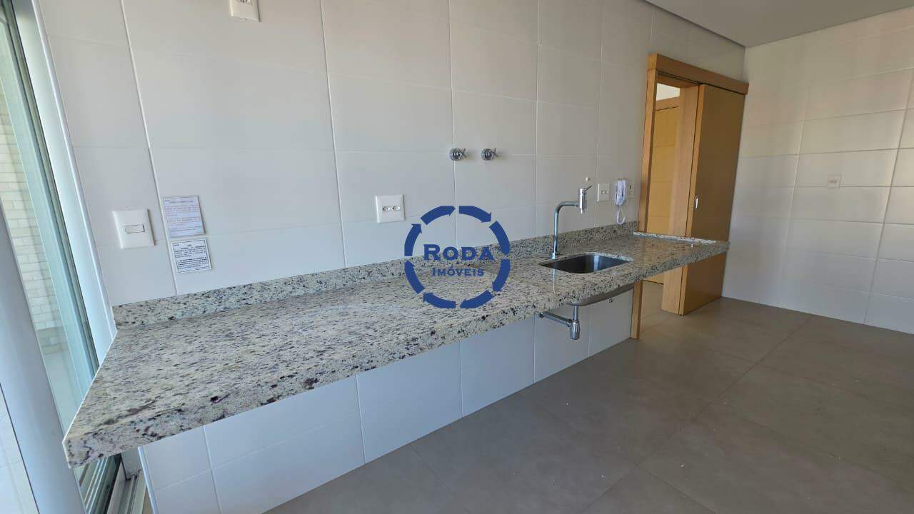 Apartamento à venda no Ponta da Praia: 