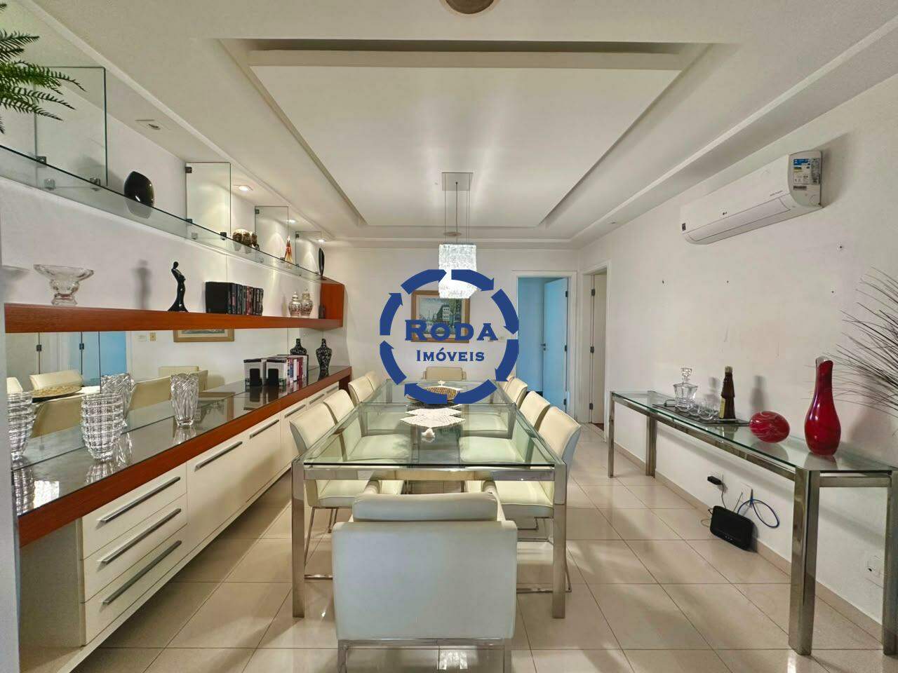 Apartamento à venda no Ponta da Praia: 