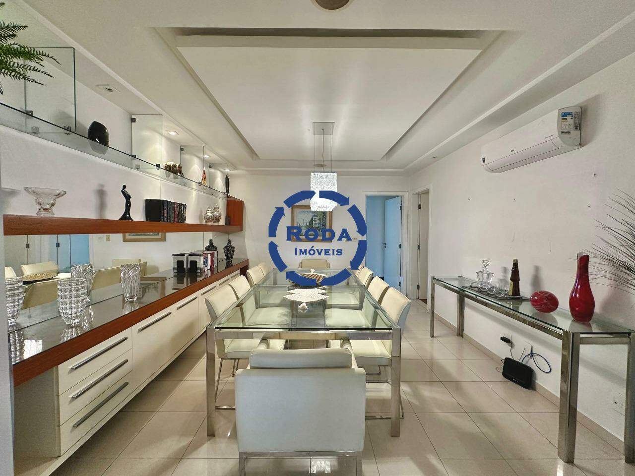 Apartamento à venda no Ponta da Praia: 