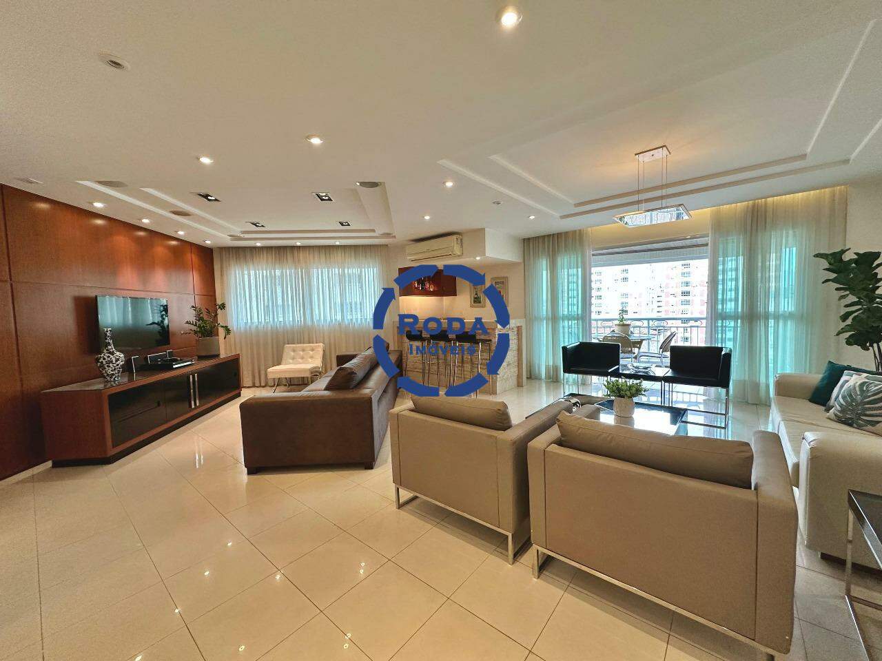 Apartamento à venda no Ponta da Praia: 