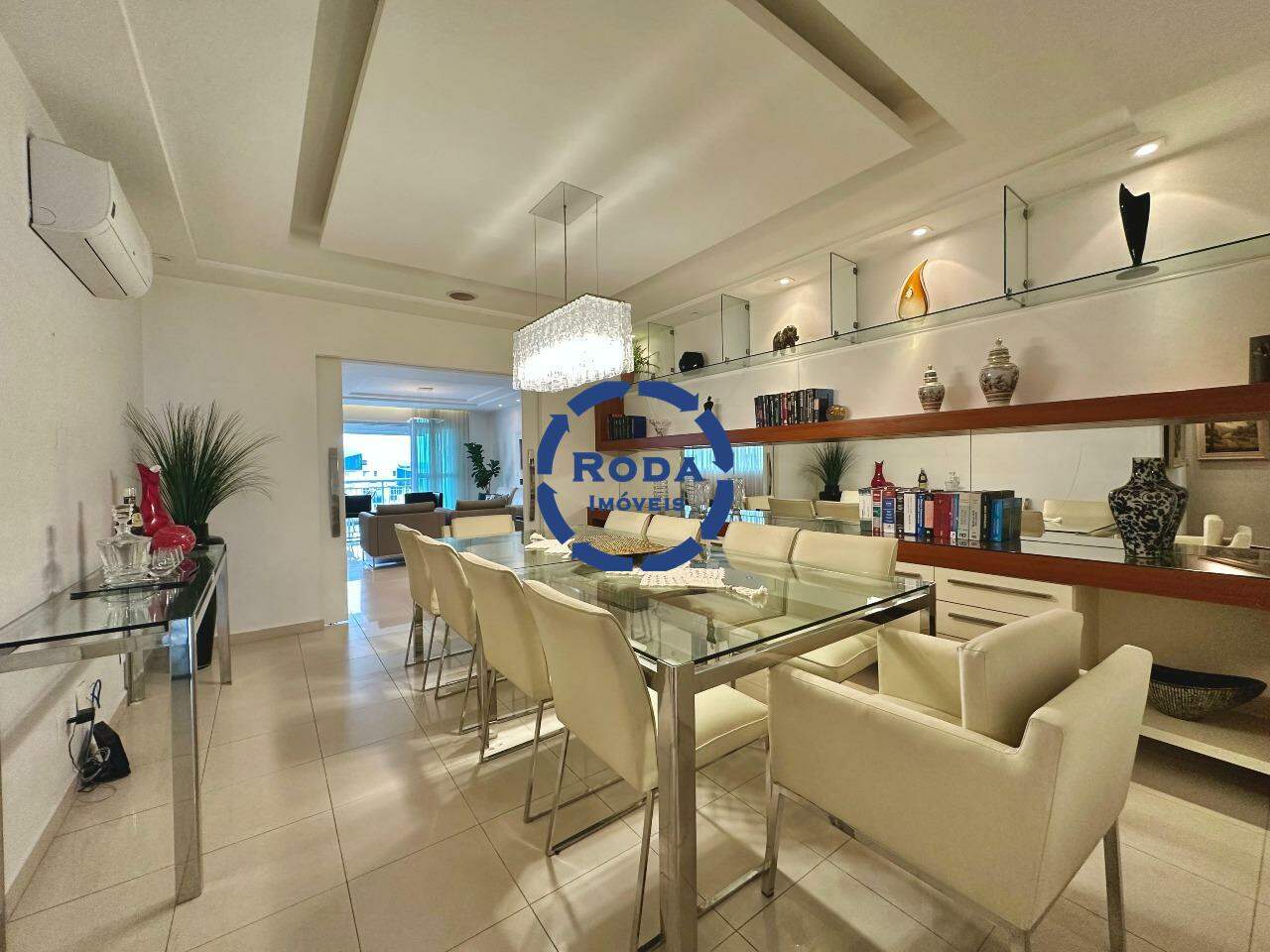 Apartamento à venda no Ponta da Praia: 