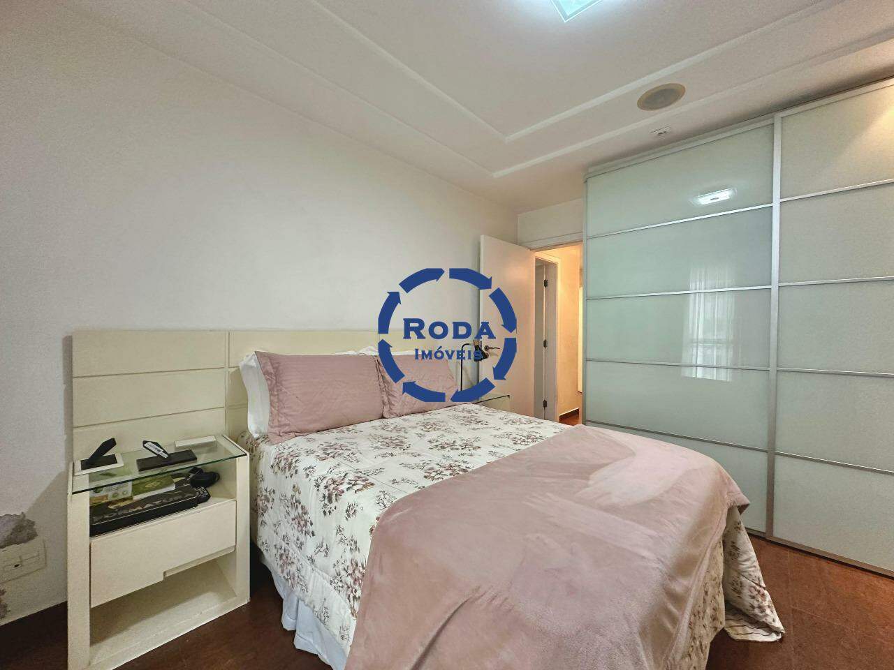 Apartamento à venda no Ponta da Praia: 