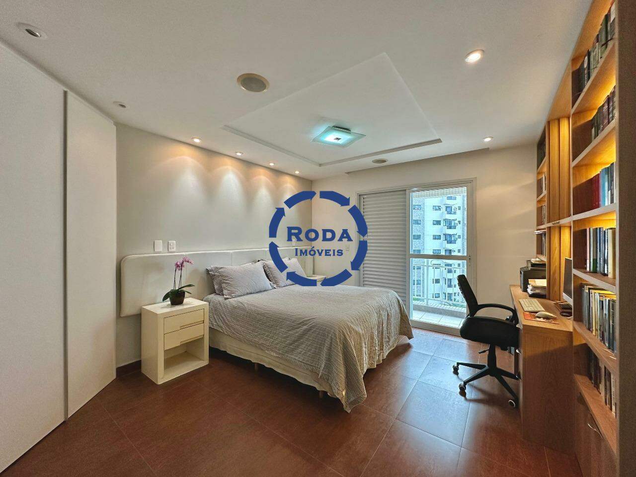 Apartamento à venda no Ponta da Praia: 