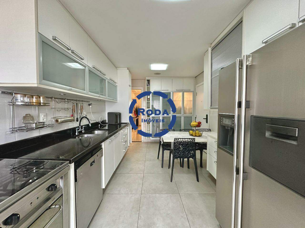 Apartamento à venda no Ponta da Praia: 