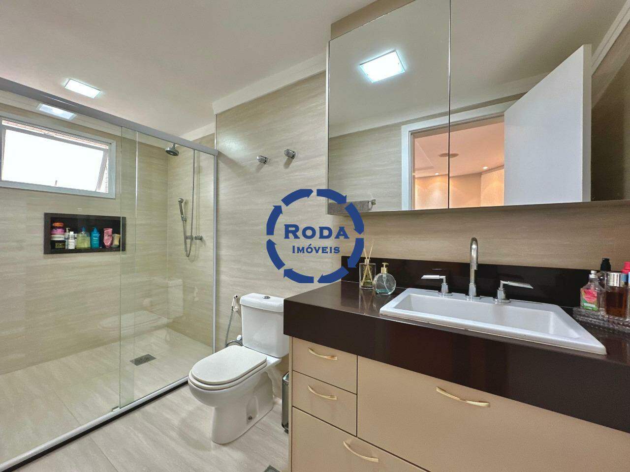Apartamento à venda no Ponta da Praia: 