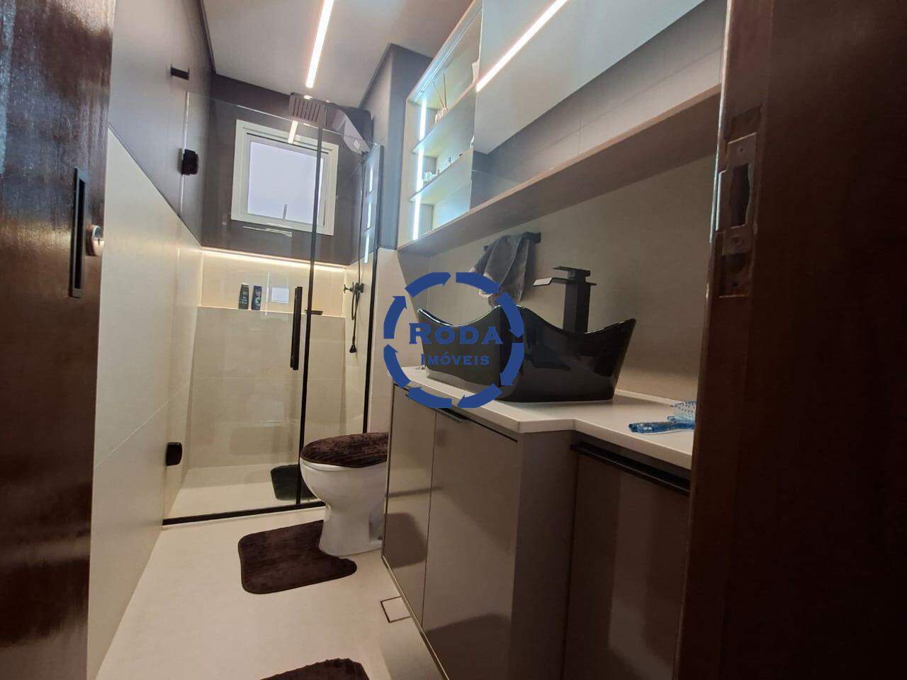 Apartamento Garden à venda no Ponta da Praia: 