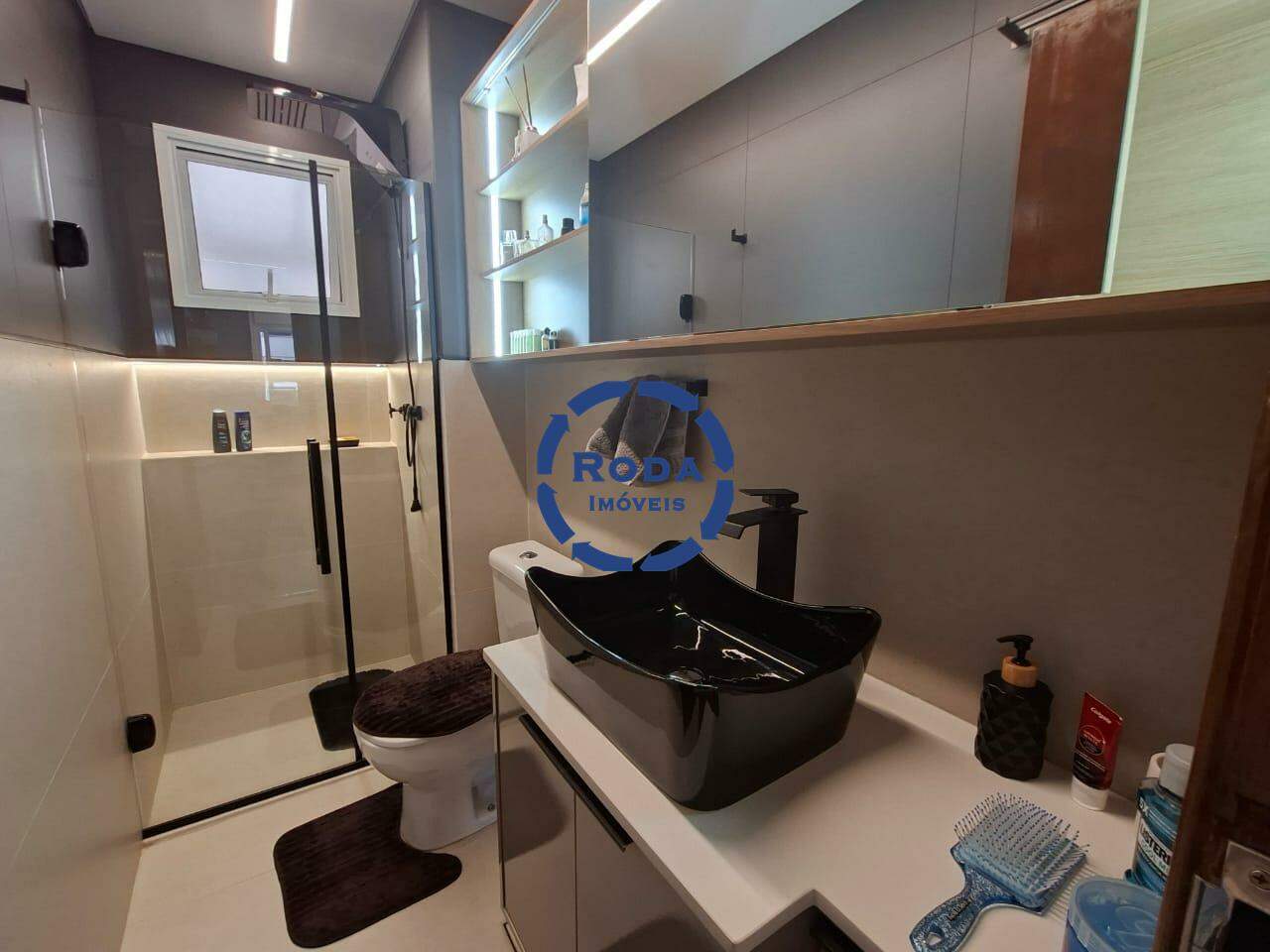 Apartamento Garden à venda no Ponta da Praia: 