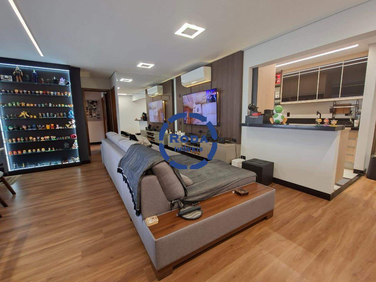 Apartamento Garden à venda no Ponta da Praia: 