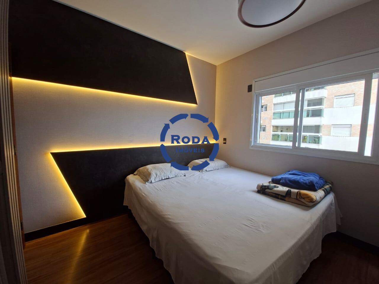 Apartamento Garden à venda no Ponta da Praia: 