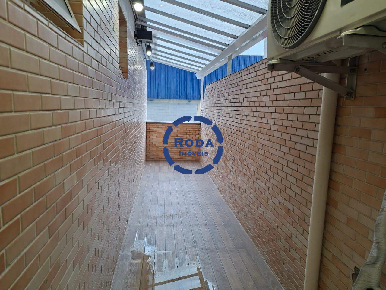 Apartamento Garden à venda no Ponta da Praia: 