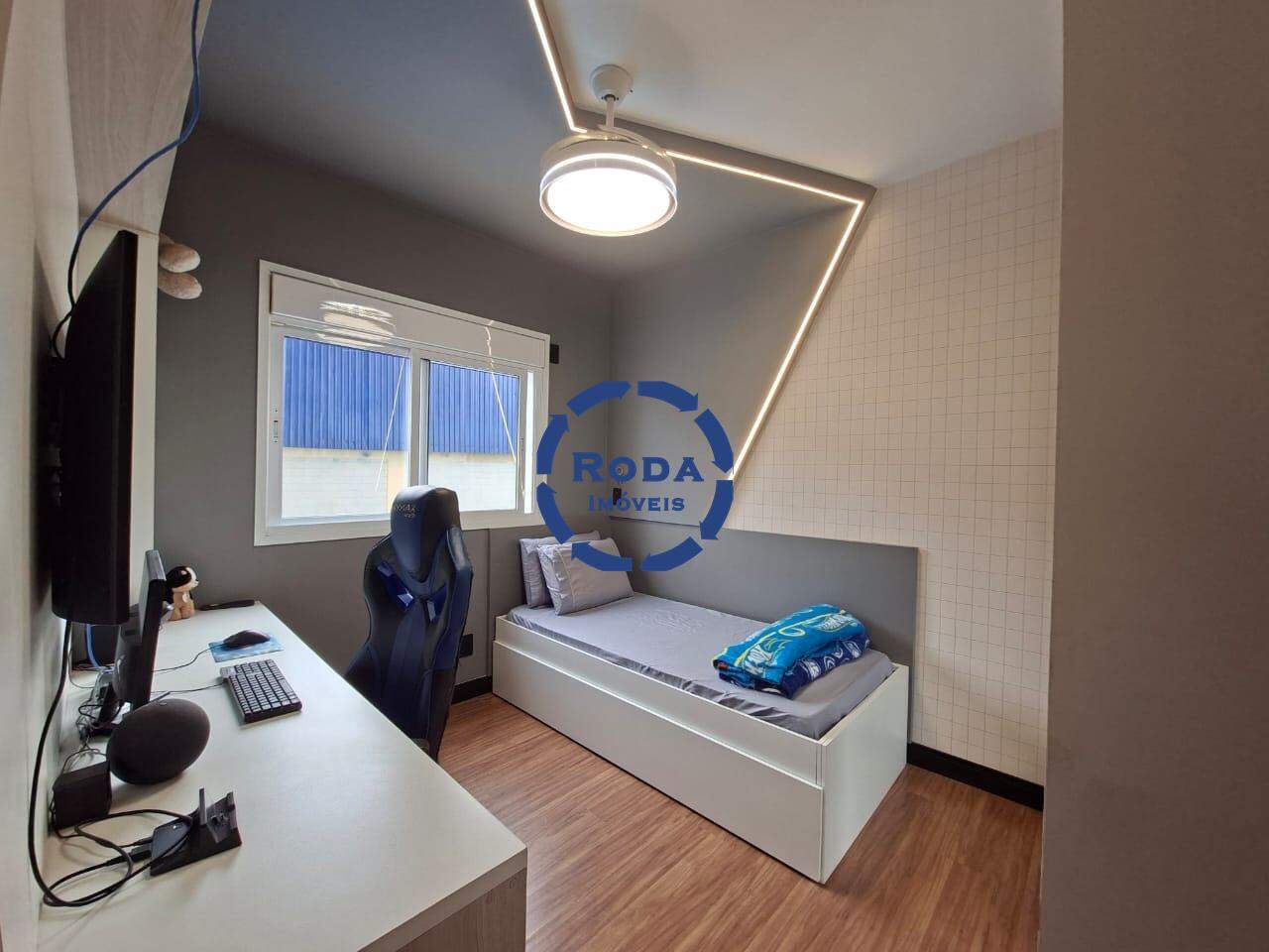 Apartamento Garden à venda no Ponta da Praia: 