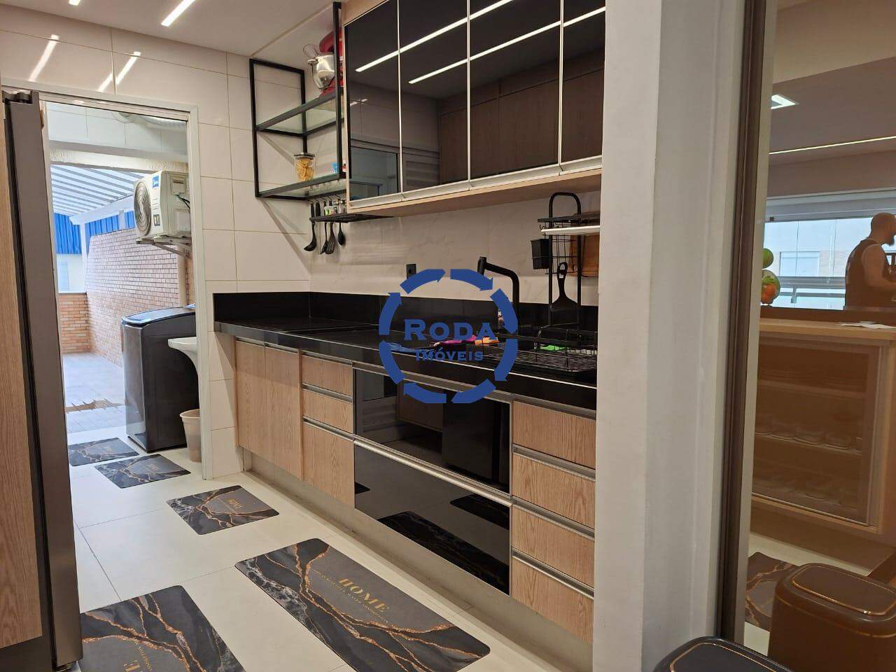 Apartamento Garden à venda no Ponta da Praia: 