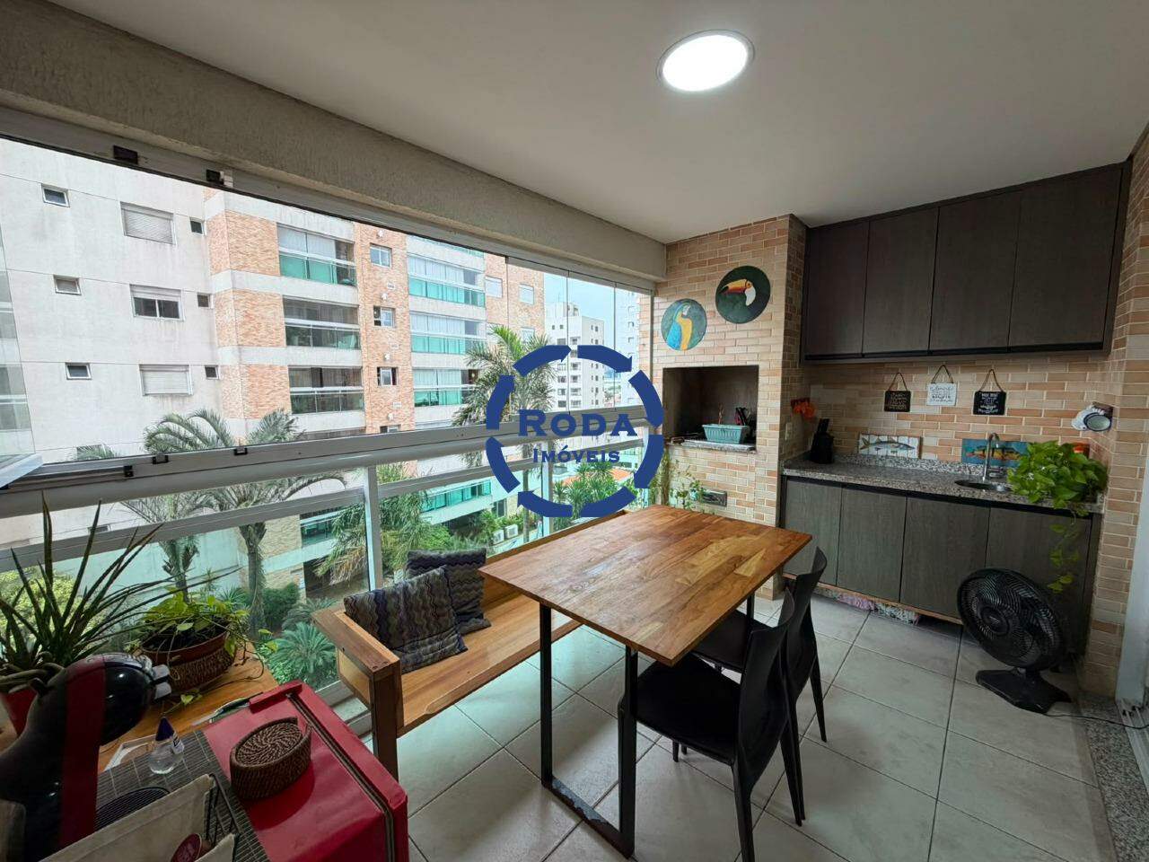 Apartamento à venda no Ponta da Praia: 