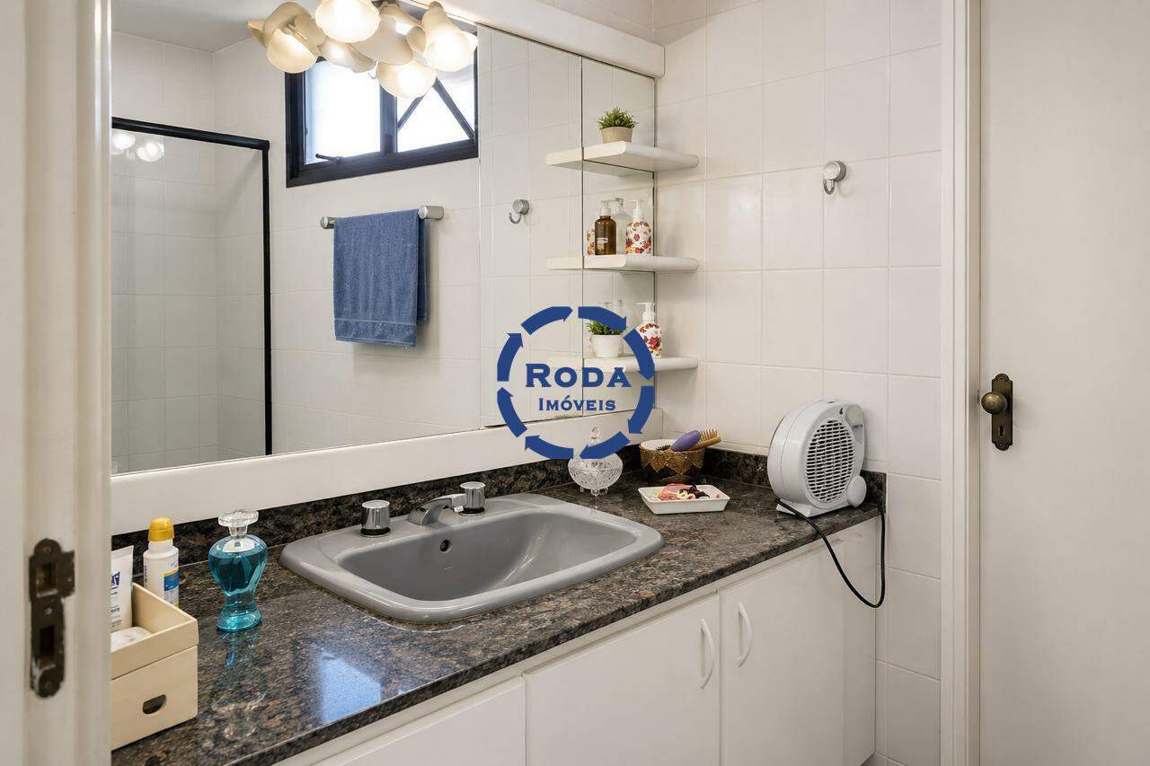 Apartamento à venda no Ponta da Praia: 