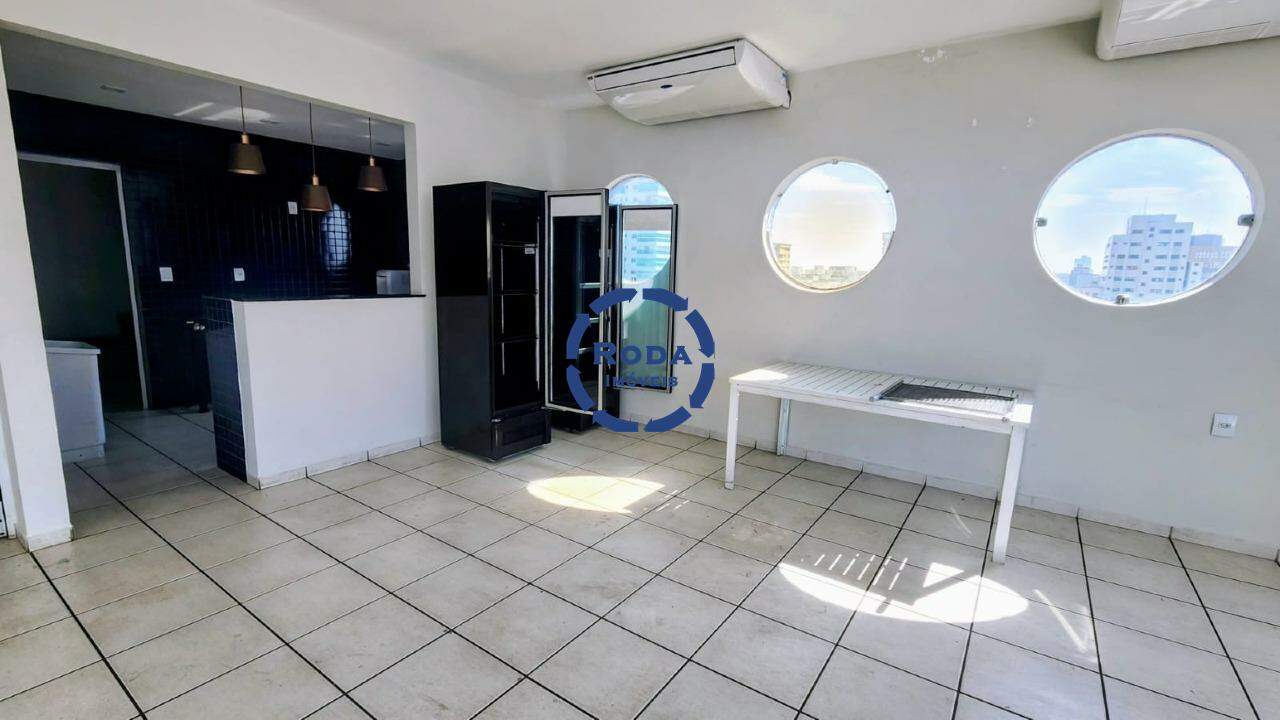 Apartamento à venda no Ponta da Praia: 