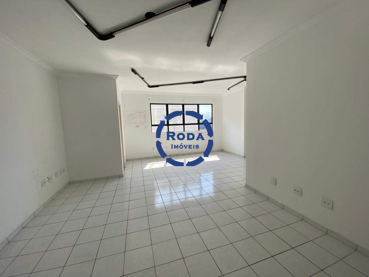 Sala à venda no Vila Mathias: 