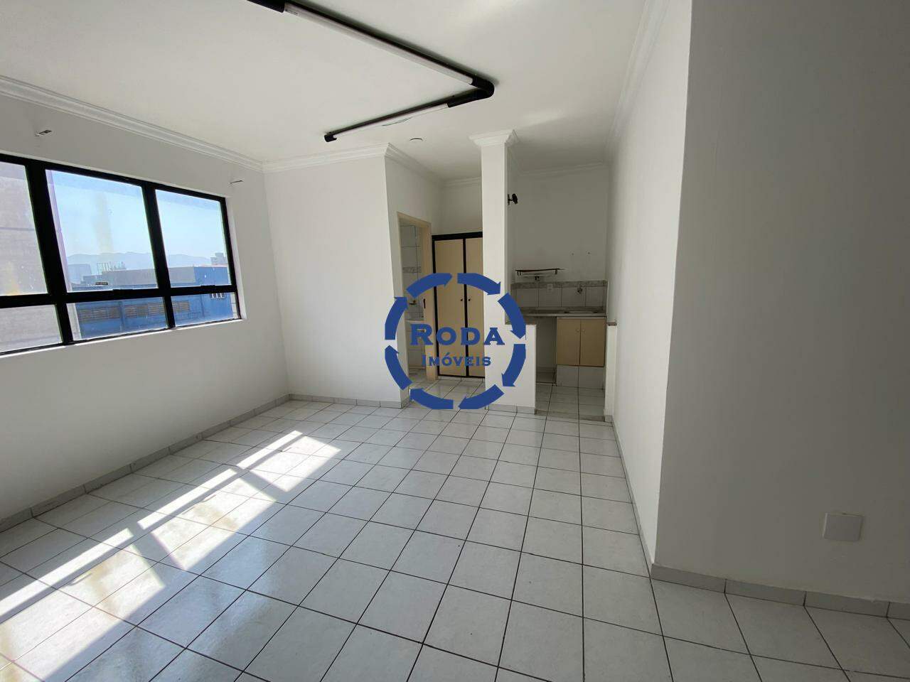 Sala à venda no Vila Mathias: