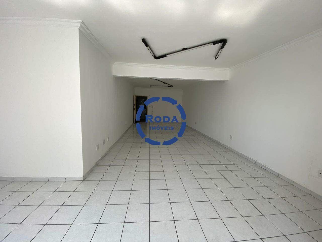Sala à venda no Vila Mathias: