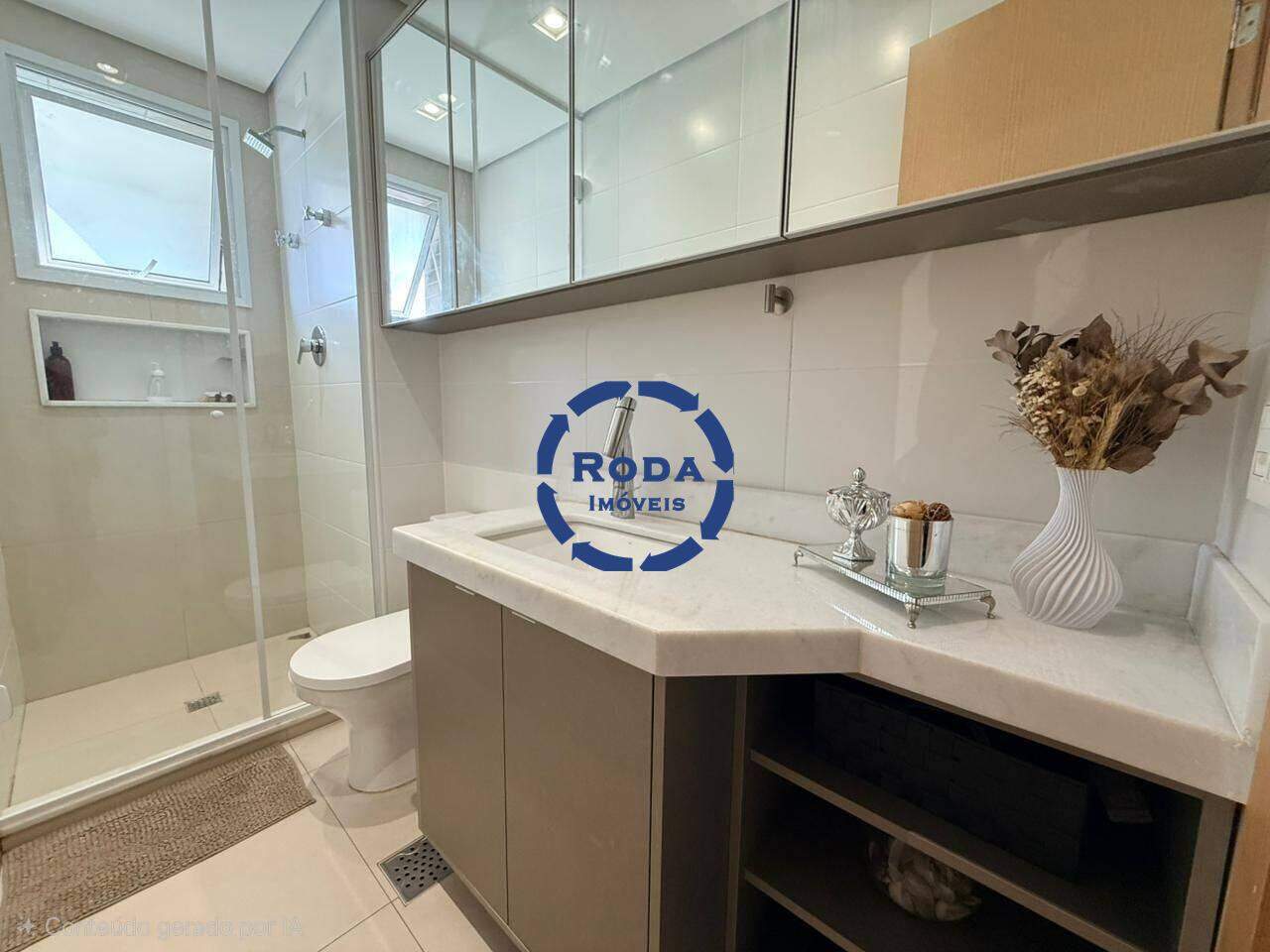 Apartamento à venda no Ponta da Praia: 