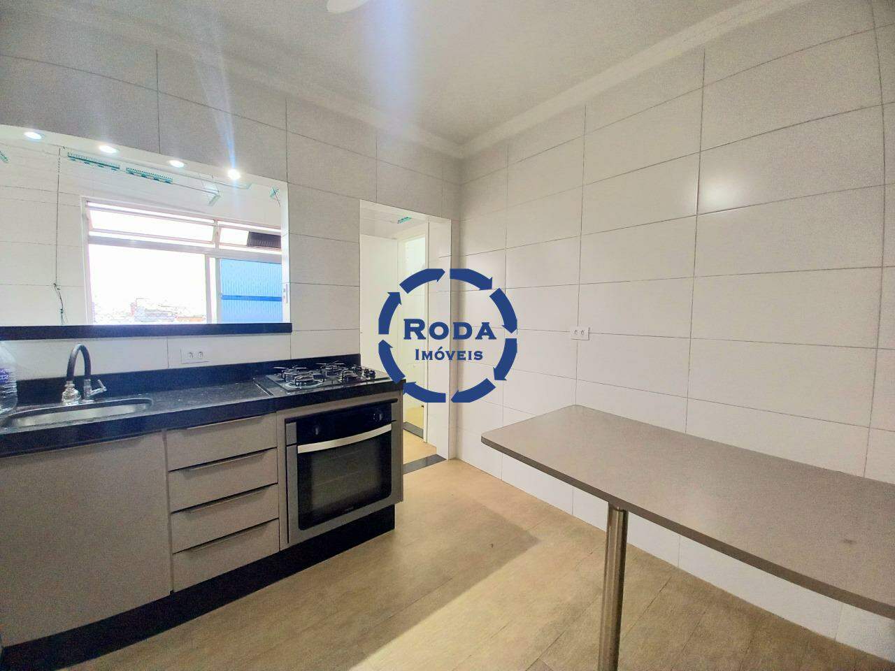 Apartamento para aluguel no Embaré: 