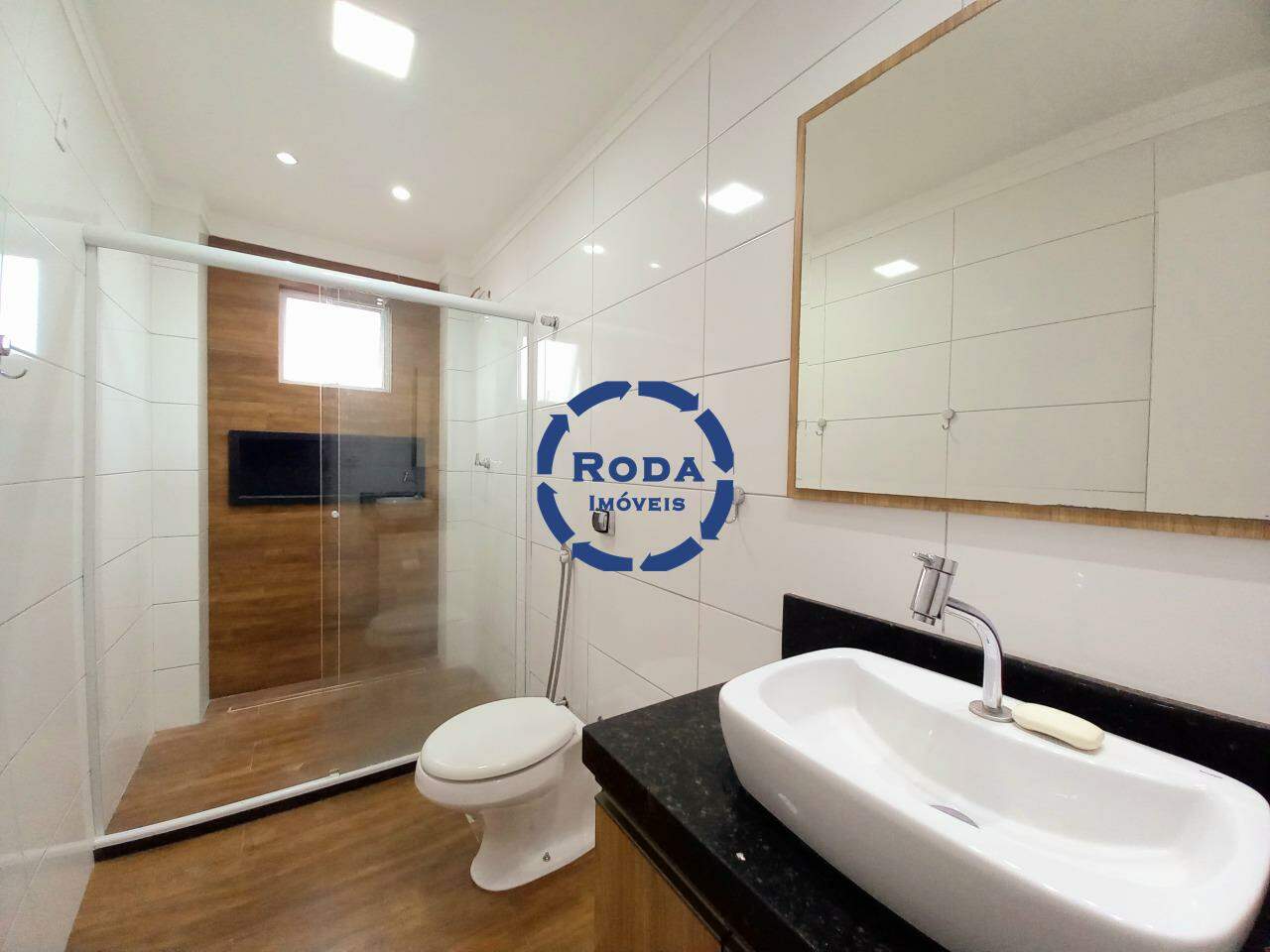 Apartamento para aluguel no Embaré: 