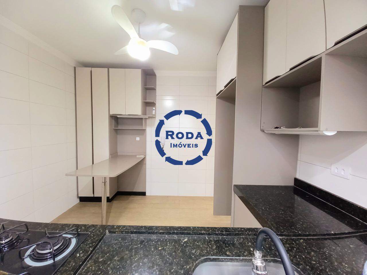 Apartamento para aluguel no Embaré: 