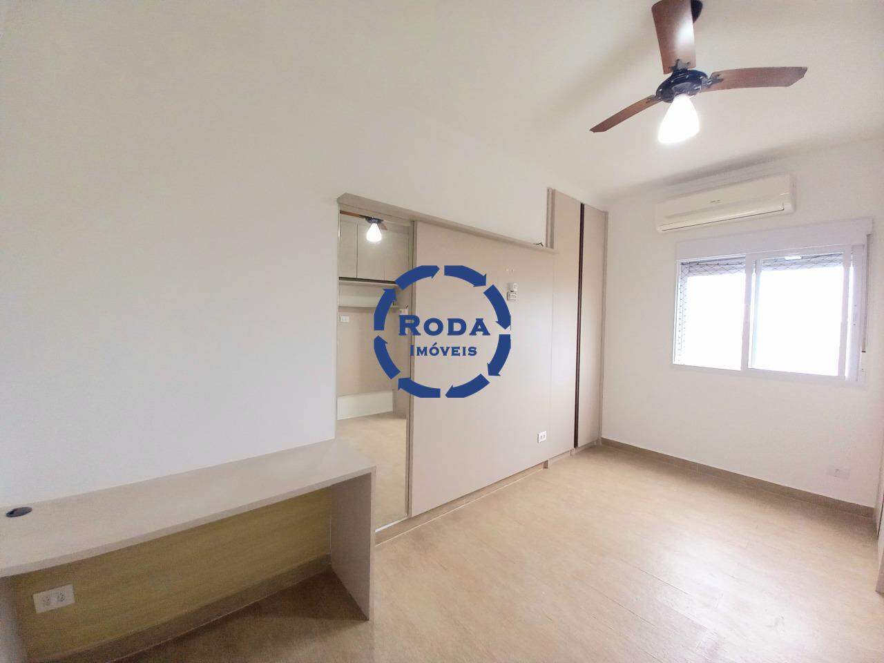 Apartamento para aluguel no Embaré: 