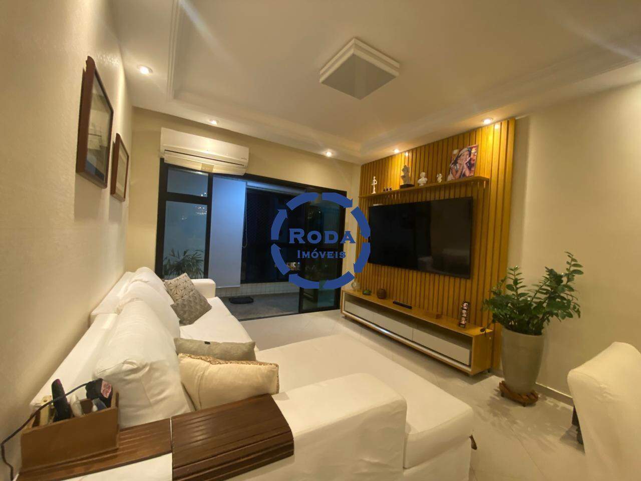 Apartamento à venda no Ponta da Praia: 