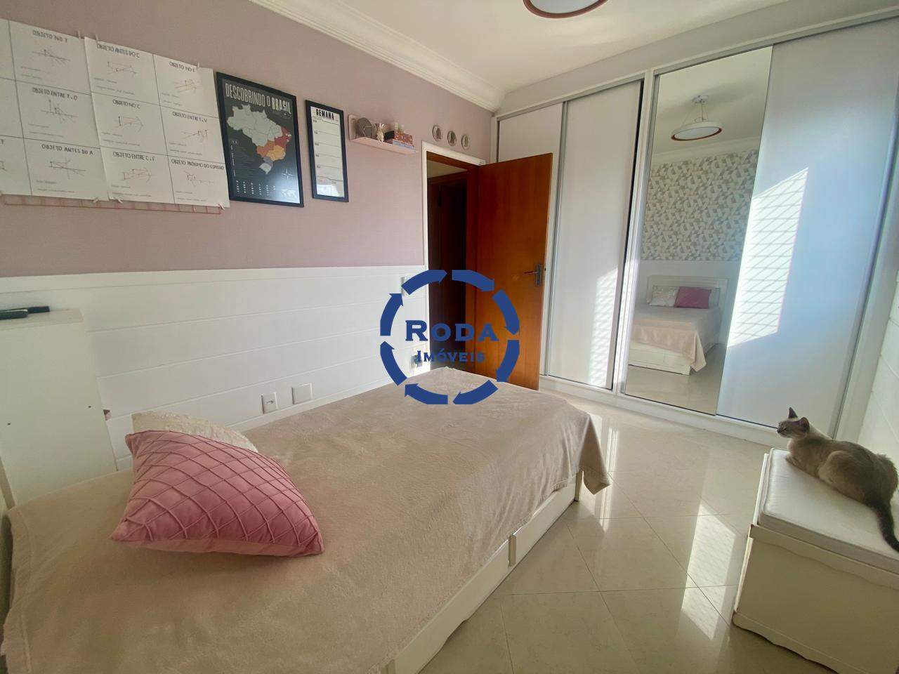 Apartamento à venda no Ponta da Praia: 