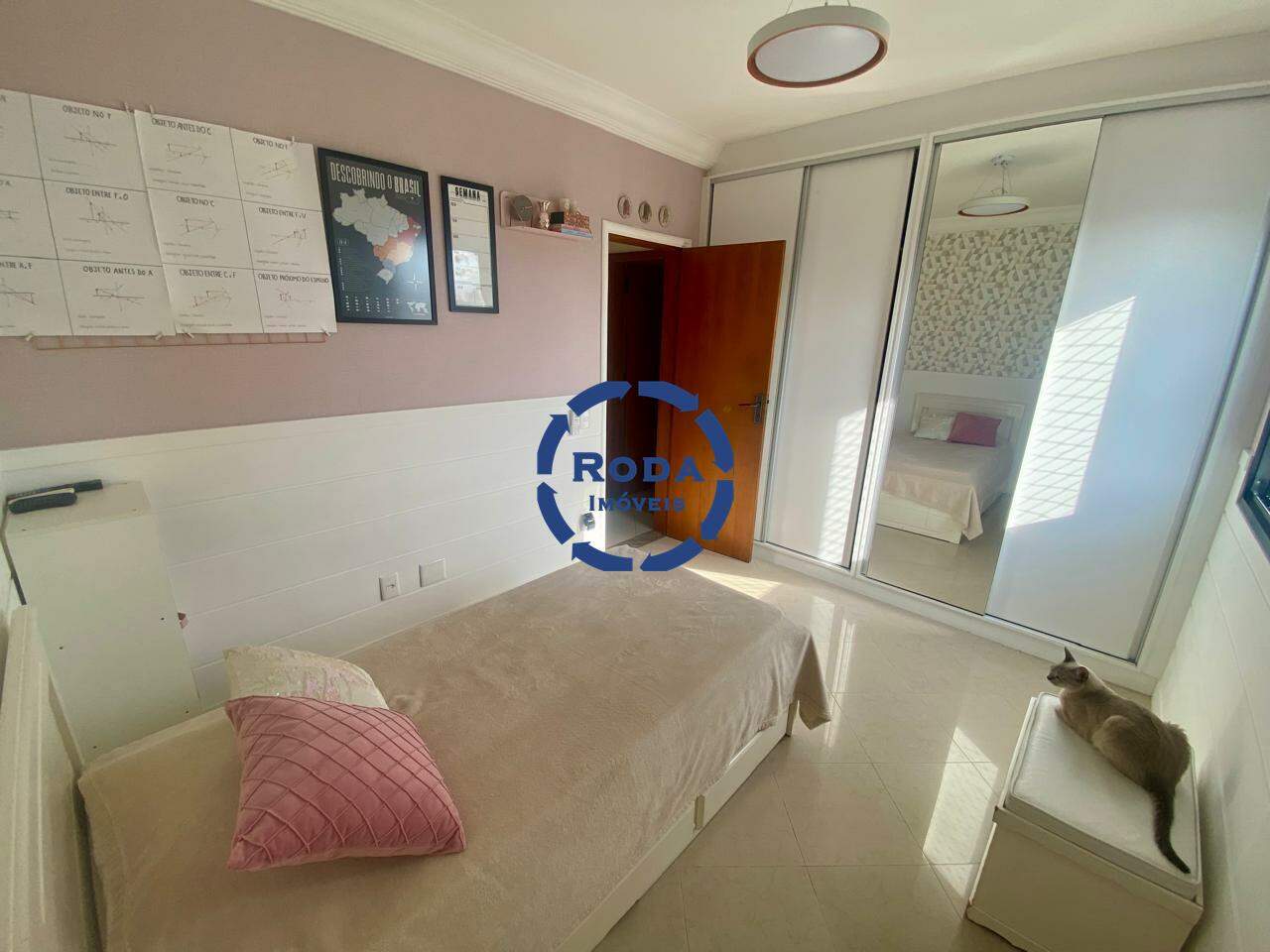Apartamento à venda no Ponta da Praia: 