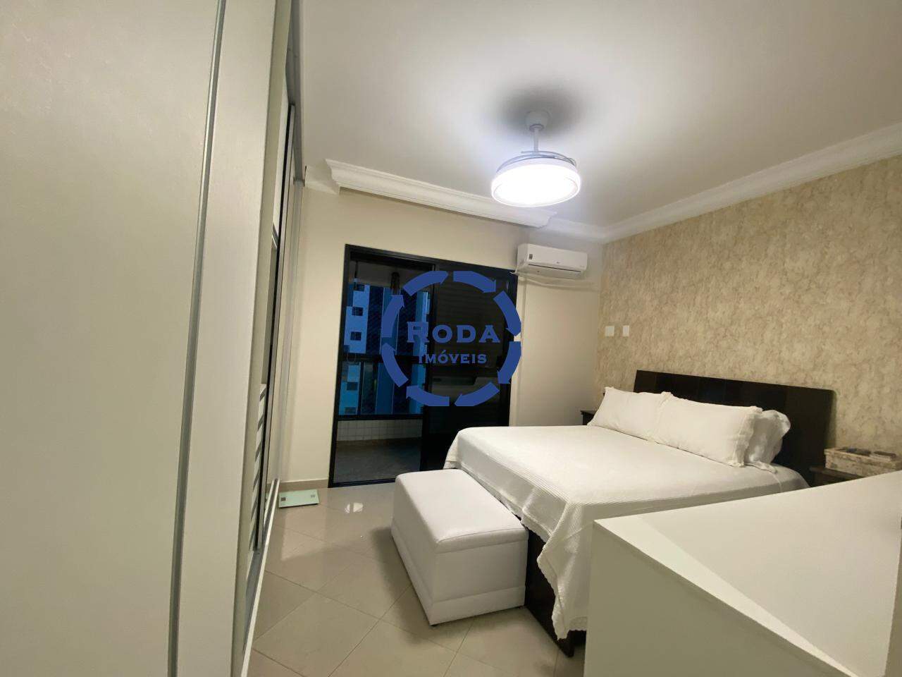 Apartamento à venda no Ponta da Praia: 