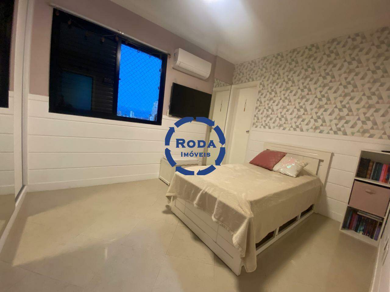 Apartamento à venda no Ponta da Praia: 