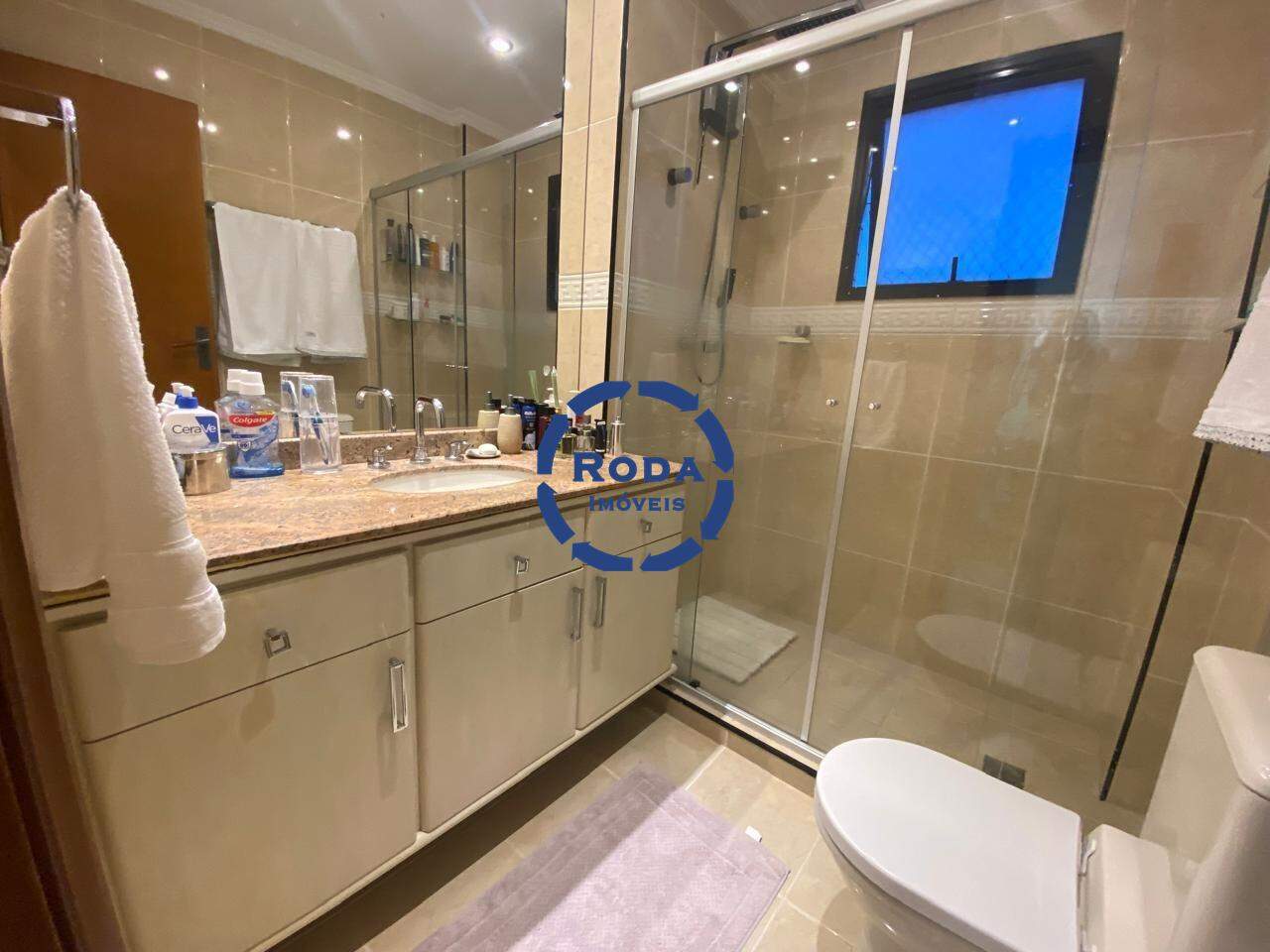 Apartamento à venda no Ponta da Praia: 