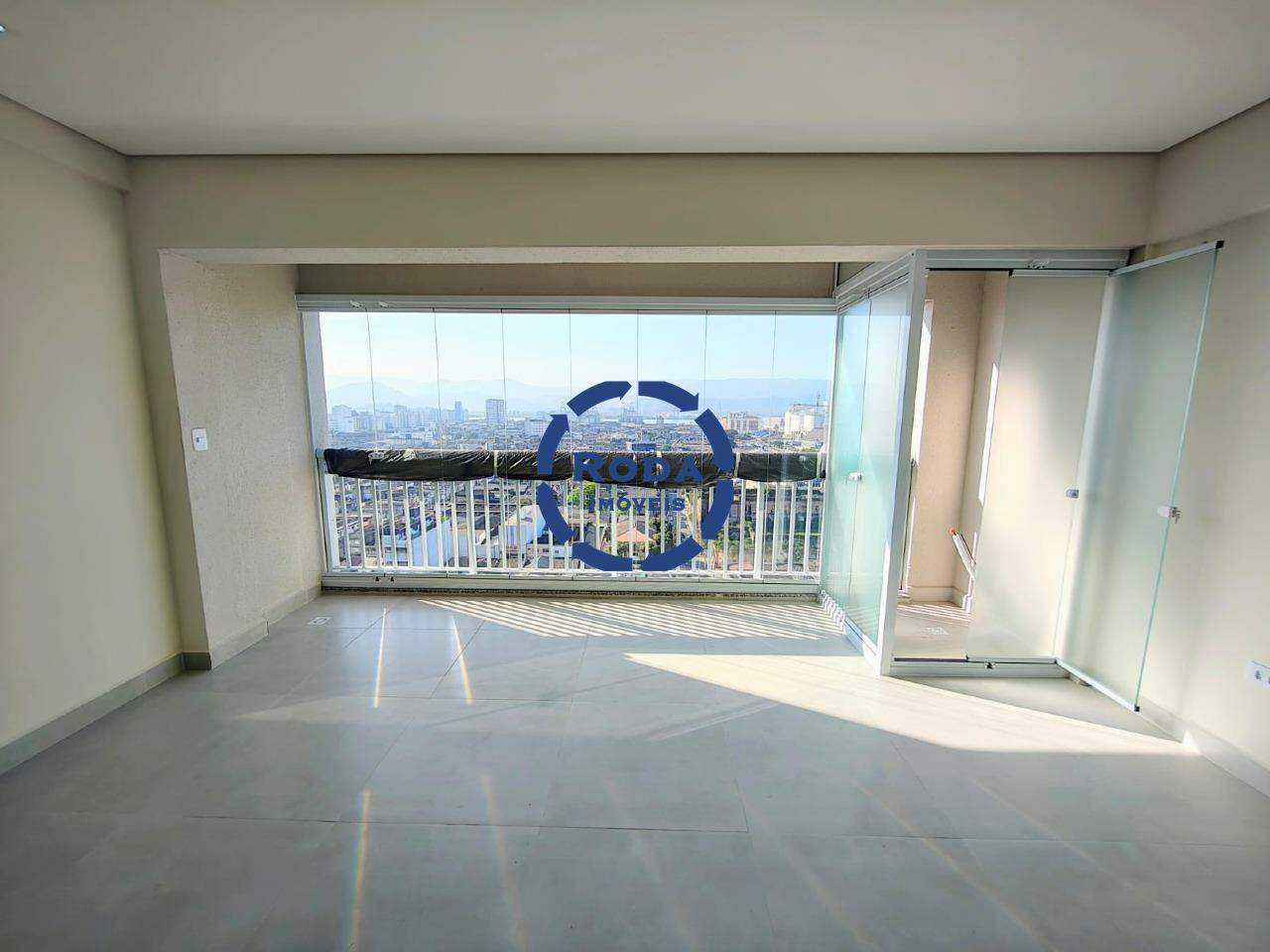 Sala à venda no Vila Mathias: 