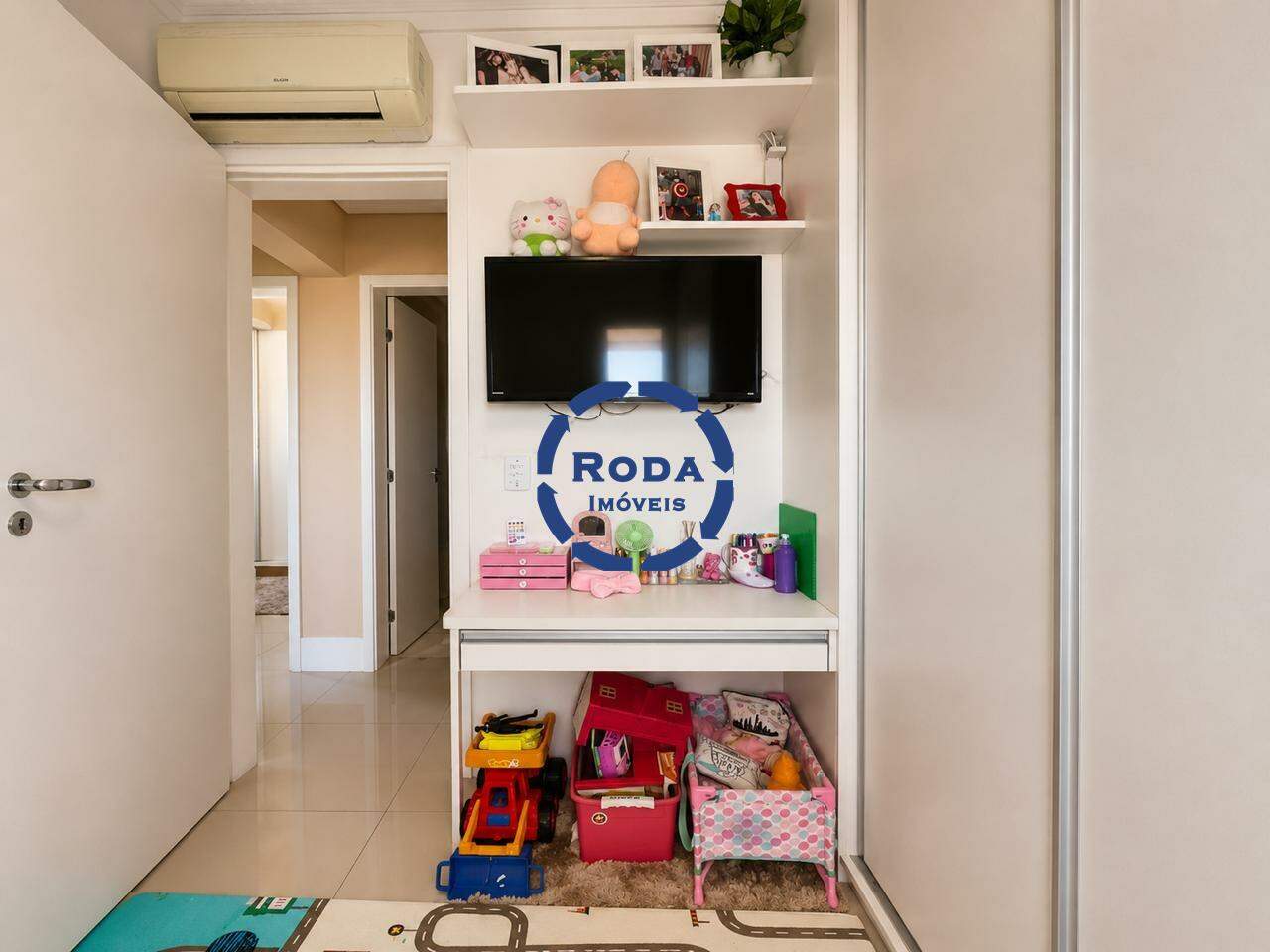 Apartamento à venda no Ponta da Praia: 