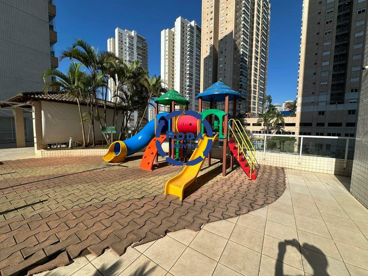Apartamento à venda no Ponta da Praia: 
