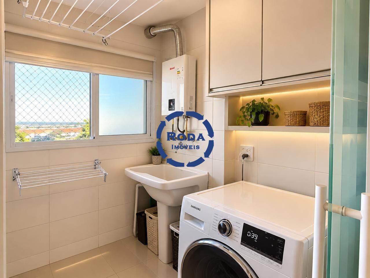 Apartamento à venda no Ponta da Praia: 