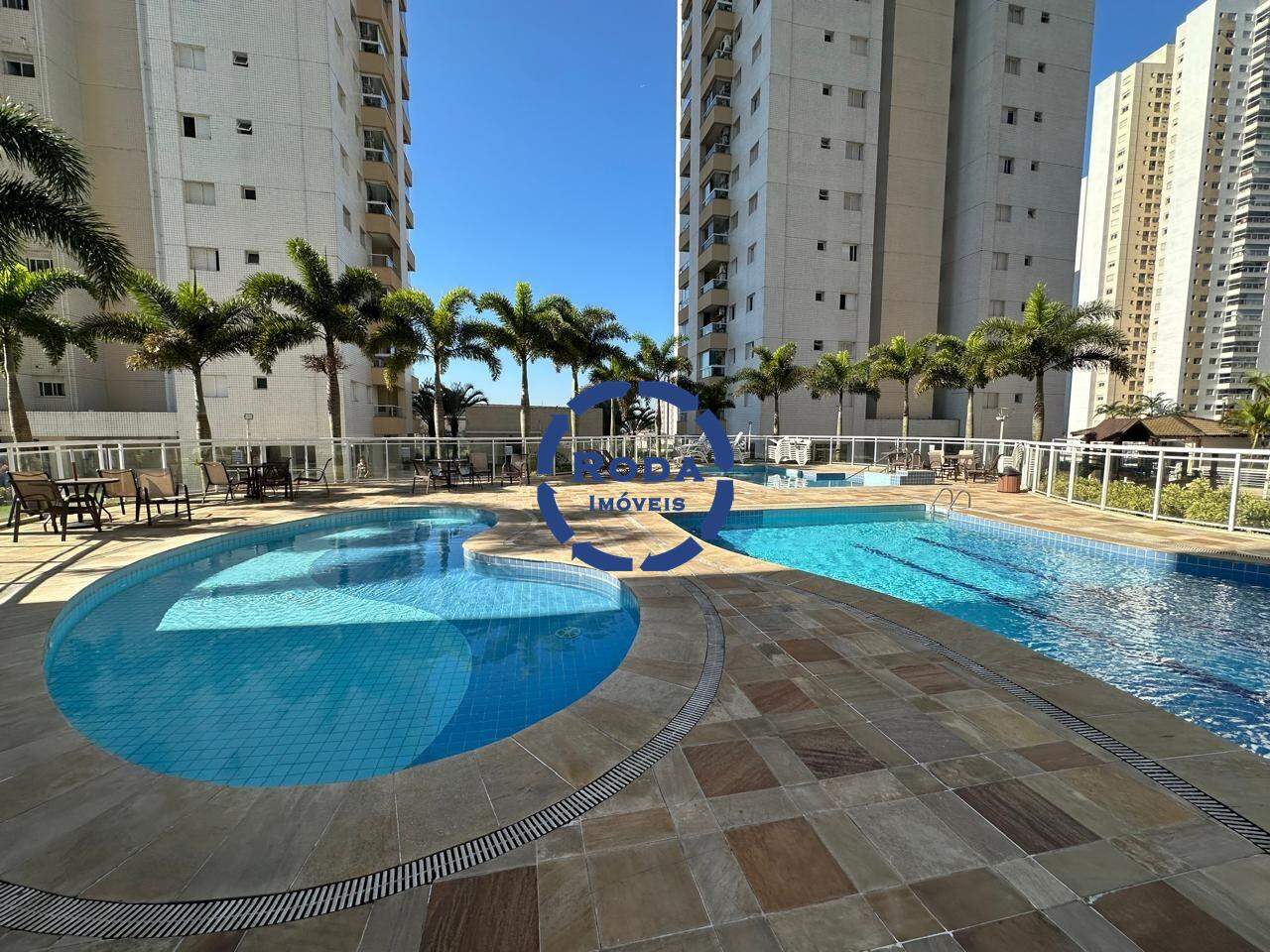 Apartamento à venda no Ponta da Praia: 