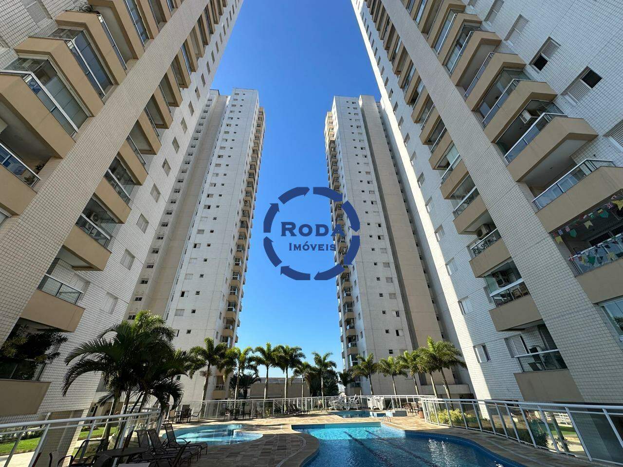 Apartamento à venda no Ponta da Praia: 