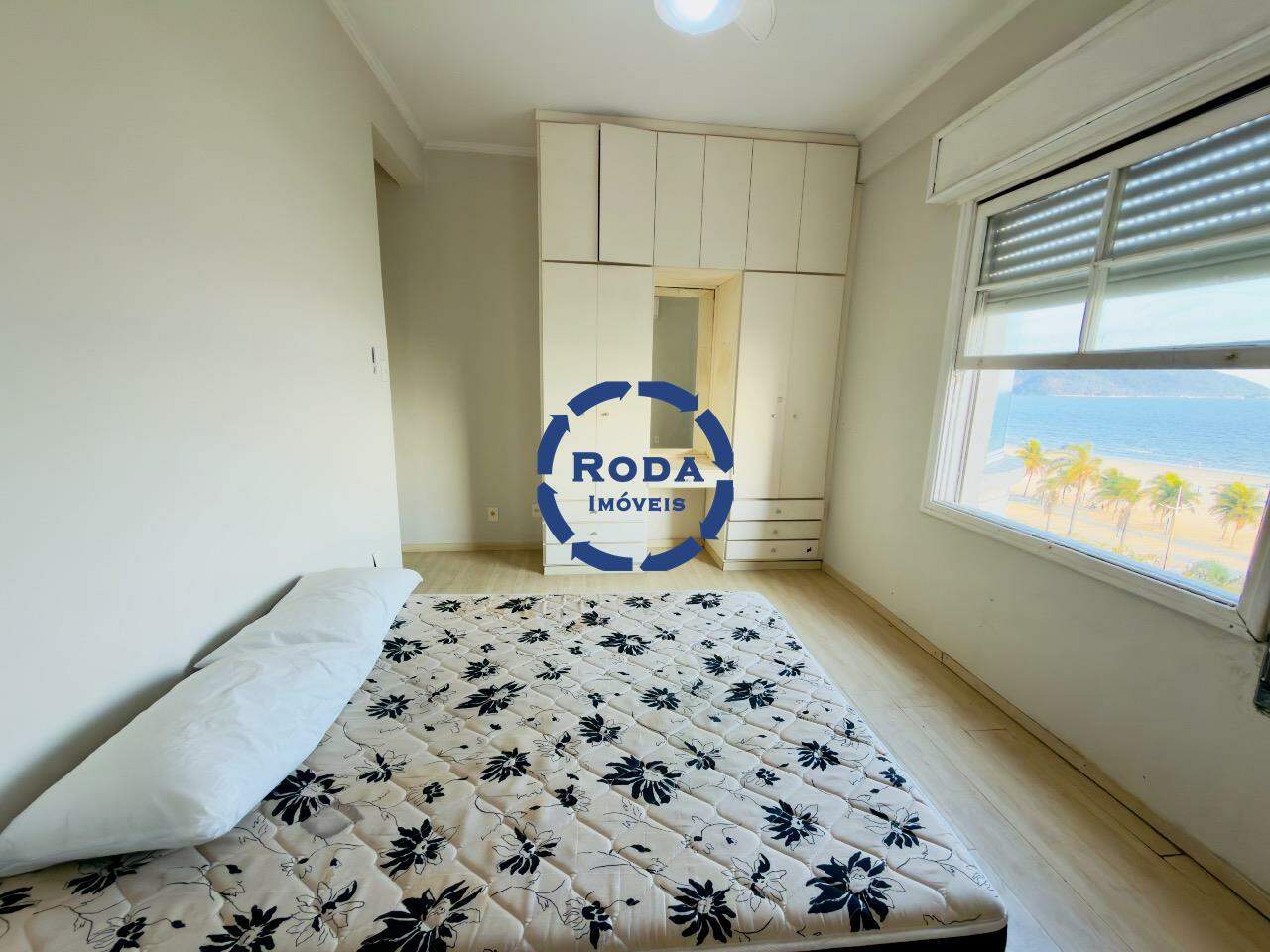 Apartamento à venda no Boqueirão: quarto frente mar